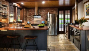 Cedar and Stone - Daylesford Region
